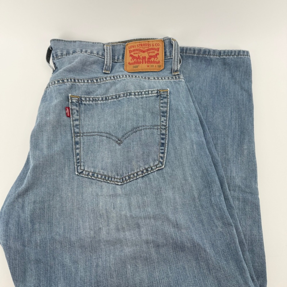 Levis 569 Loose Straight Leg Jeans Light Wash Blue Denim 38x30 00569-0094